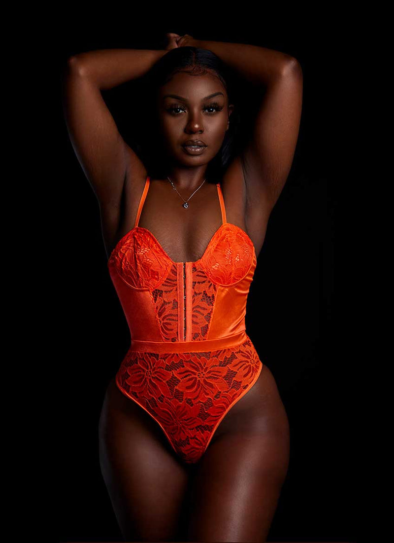 ADORE